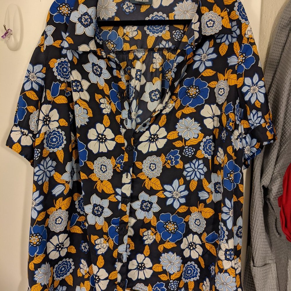 ModCloth navy blue floral button down short sleeve blouse